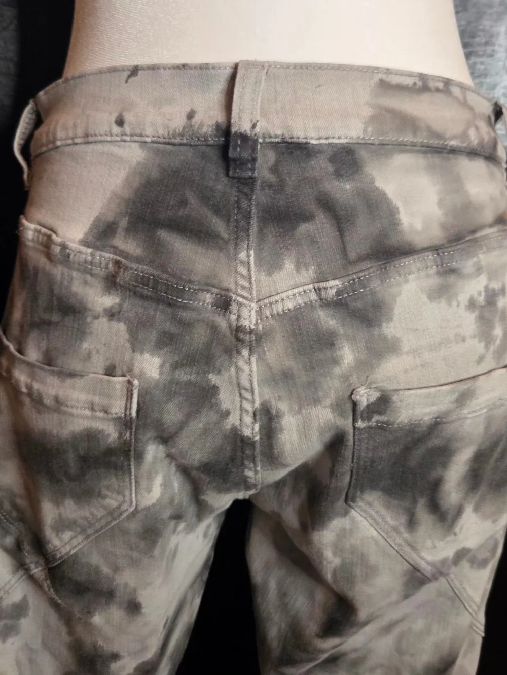 ✨️UPDATED✨️Sexy Woman Italy SW1207 Grey Tie Dye Distressed Boyfriend Jeans -